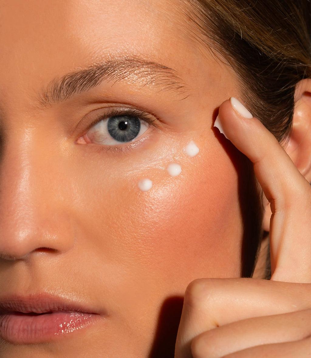 CRÈME YEUX AU CAVIAR